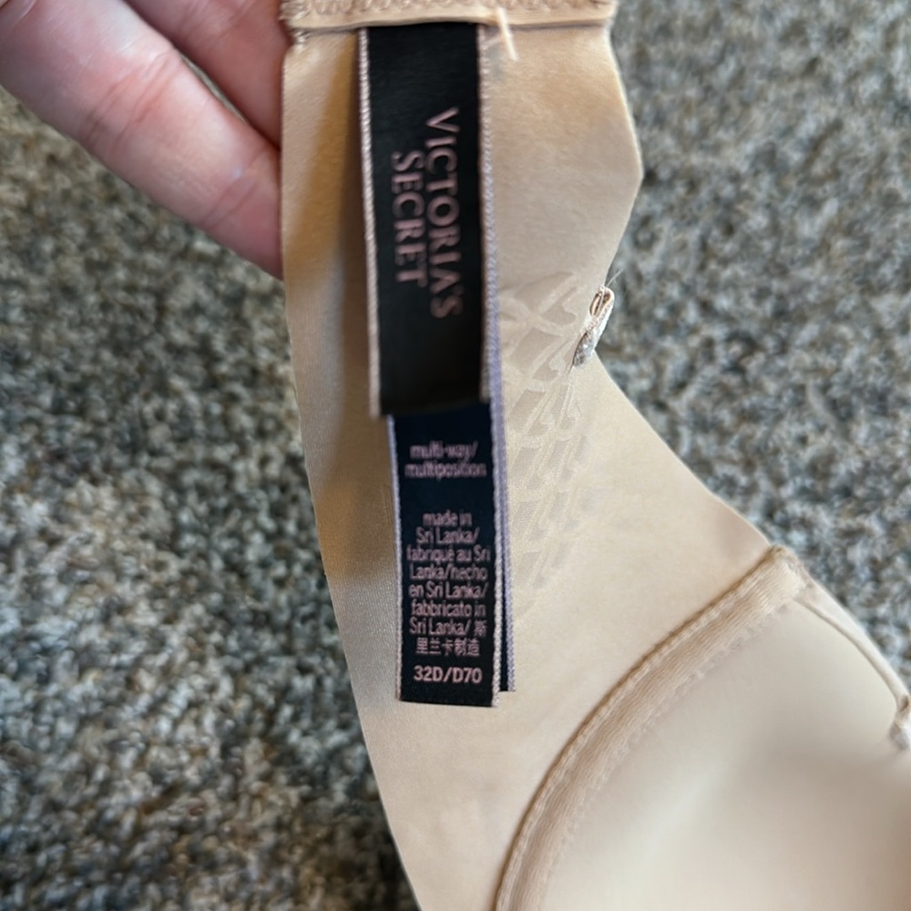 Victoria’s Secret Multi-Way Position Strapless Bra 32D - Picture 5 of 5